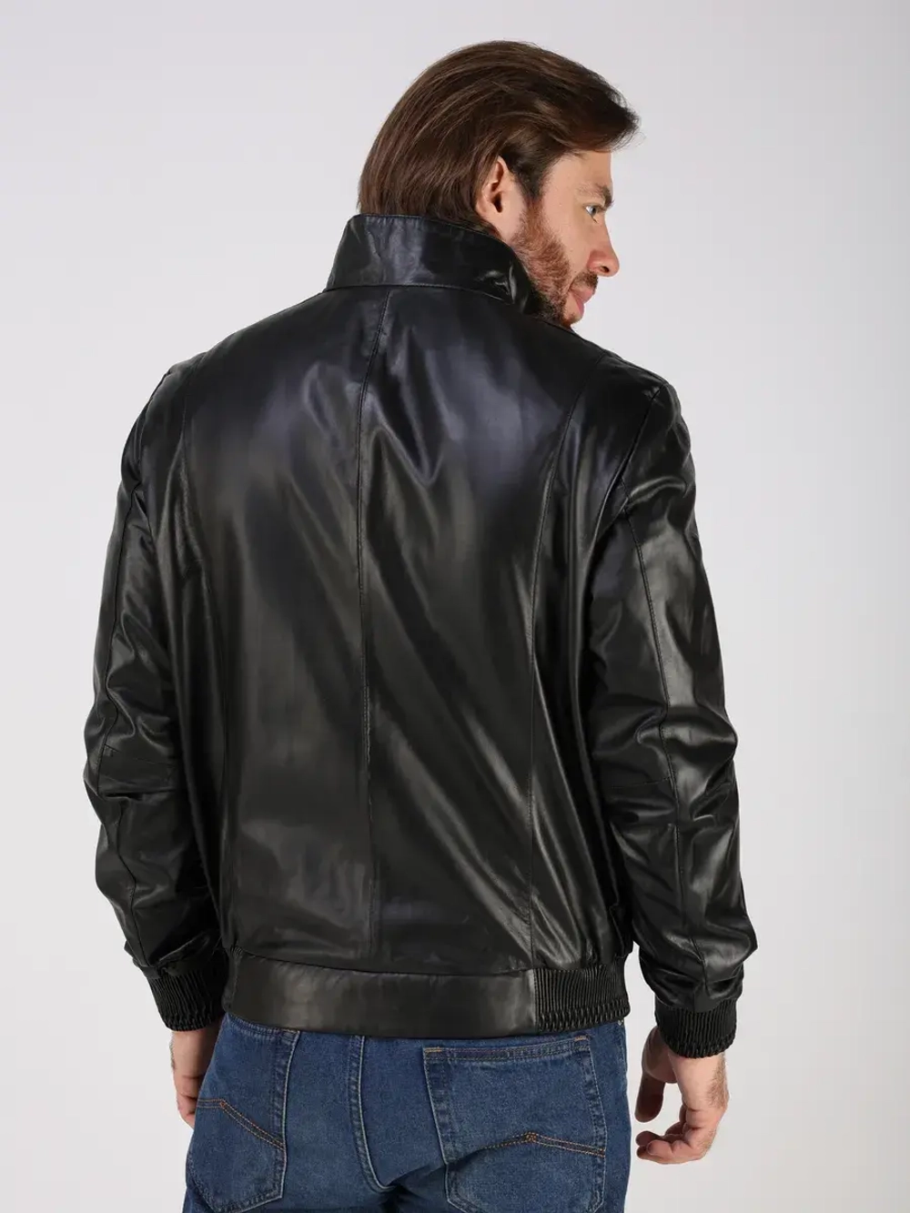 Кожаная куртка демисезонная на резинке