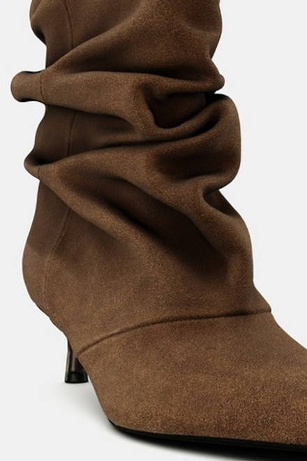 ZARA ЗАМШЕВЫЕ БОТИЛЬОНЫ СО СКЛАДКАМИ, ТЕМНЫЙ РЫЖЕВАТО-КОРИЧНЕВЫЙ