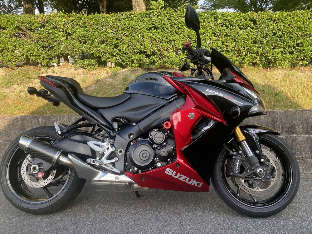 Suzuki GSX-S1000F