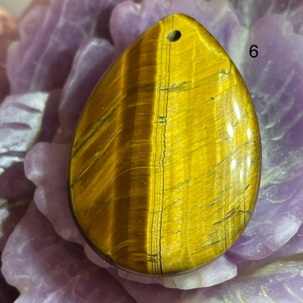 47917 Тигровый соколиный глаз Кулон капля 25*35мм (Заряжен на Удачу)