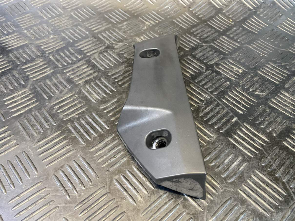 Пластик радиатора левый Suzuki GSR400 (GK7DA)