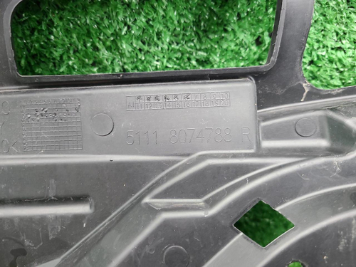 Кронштейн бампера правый BMW 8er G14 18-22 M-paket