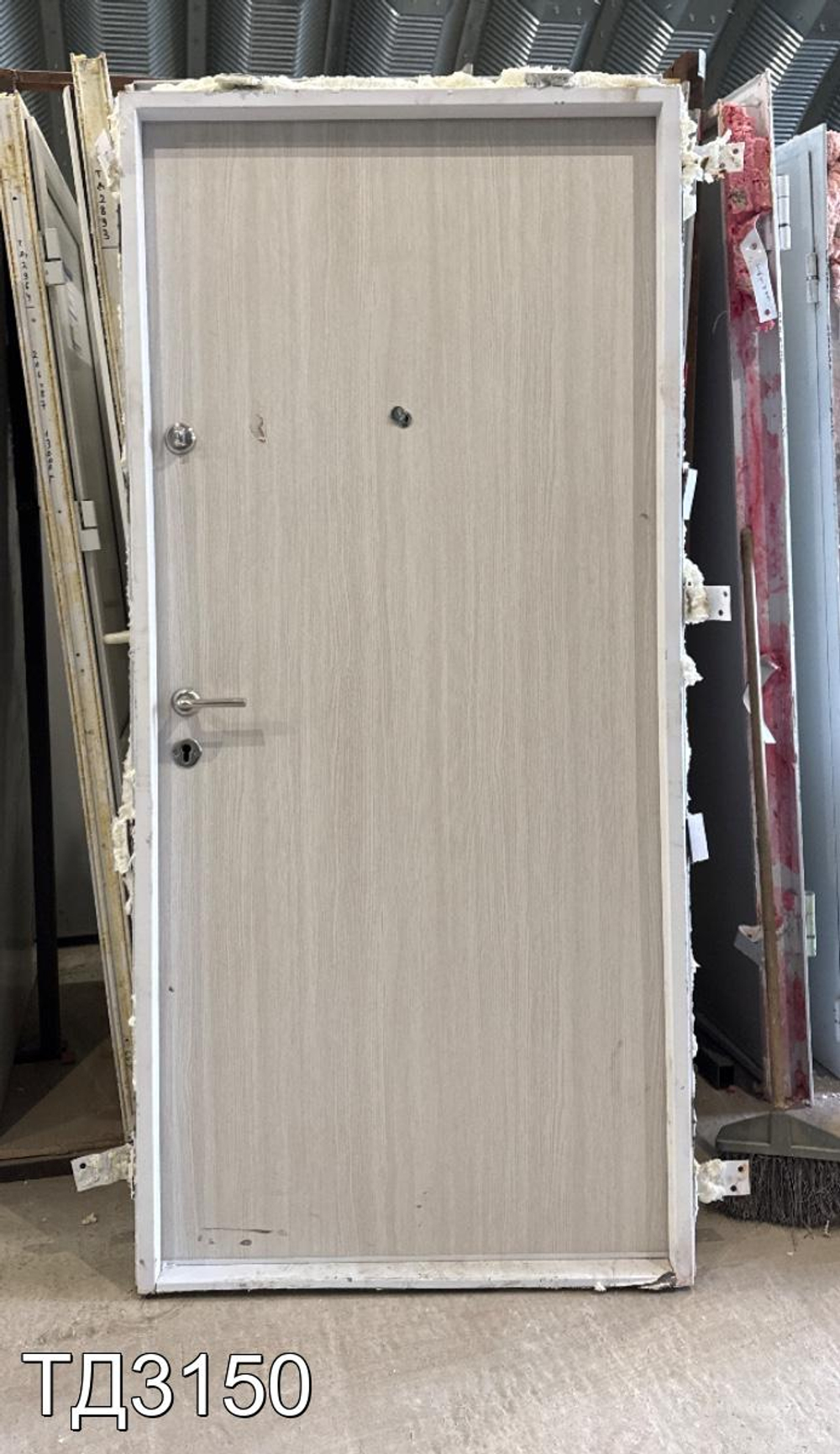 Дверь Металлическая Б/У 2060(в) x 960(ш)