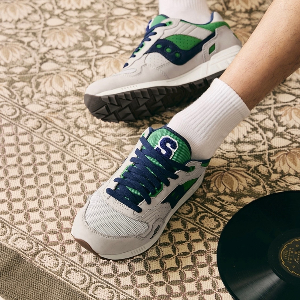 Кроссовки Saucony Shadow 5000