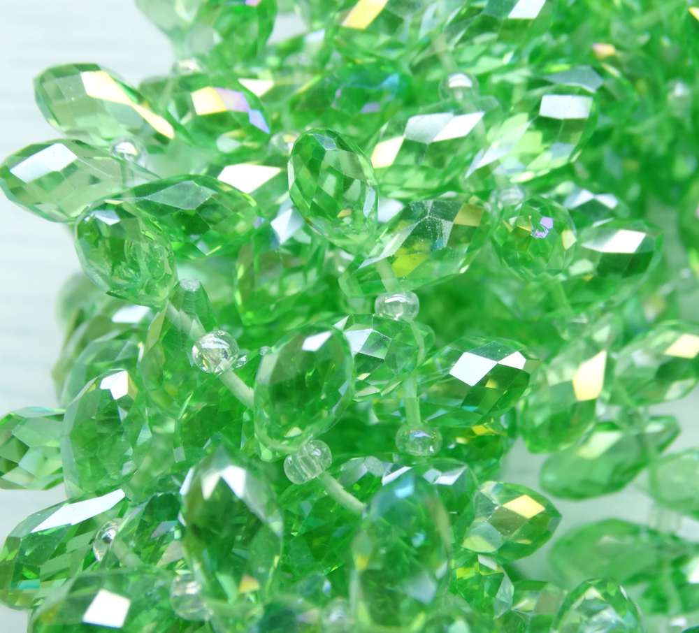 БК029ДС612 Хрустальные бусины-капли, светло-зеленый AB прозрачный, размер 6х12 мм, 15 шт.