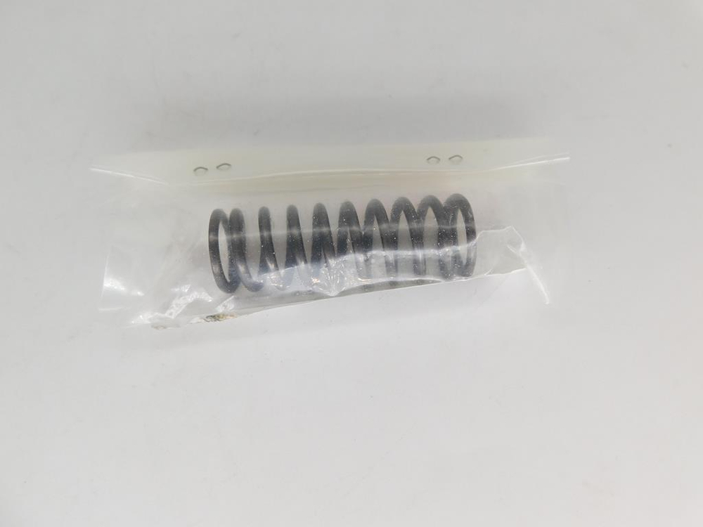 Пружина сцепления Yamaha MT-09 FZ-1 YZF-R1 04-06 90501-230A0-00