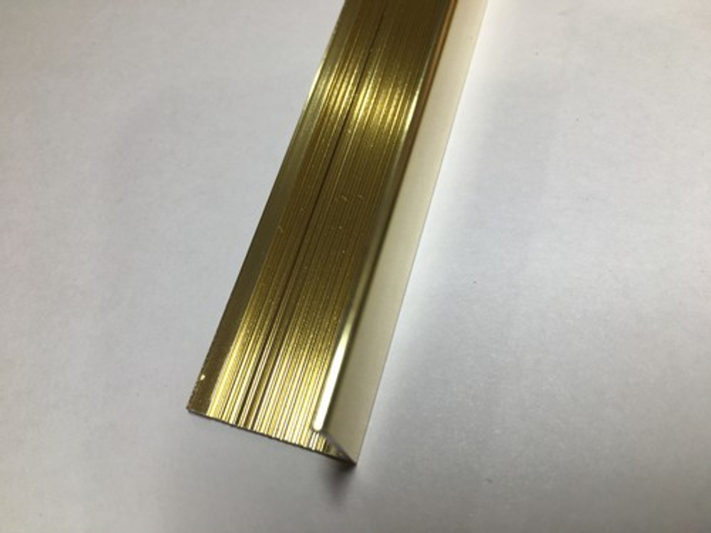 Угол 20*20мм остр. "DO-4" 2,7м Золото глянец анод. алюм.