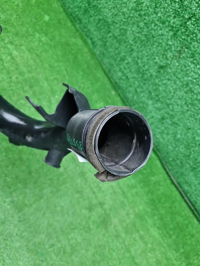 Воздуховод воздуш. фильтра Toyota RAV 4 ca30 05-16