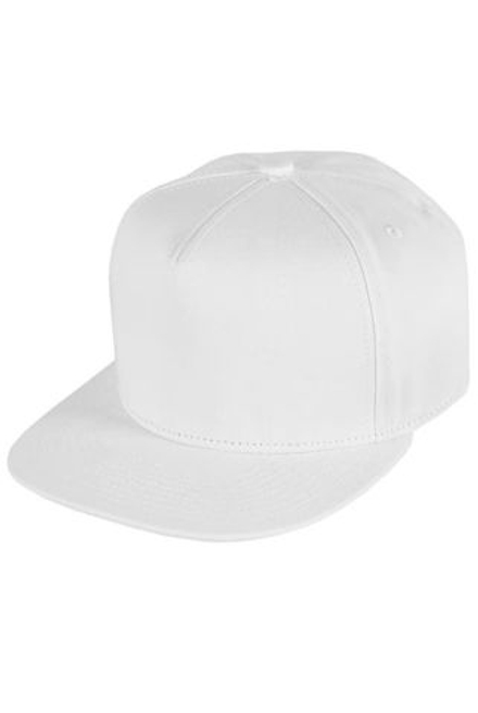 Бейсболка белая с прямым козырьком и застежкой сзади