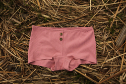 Rose Button. Шортики с пуговицами