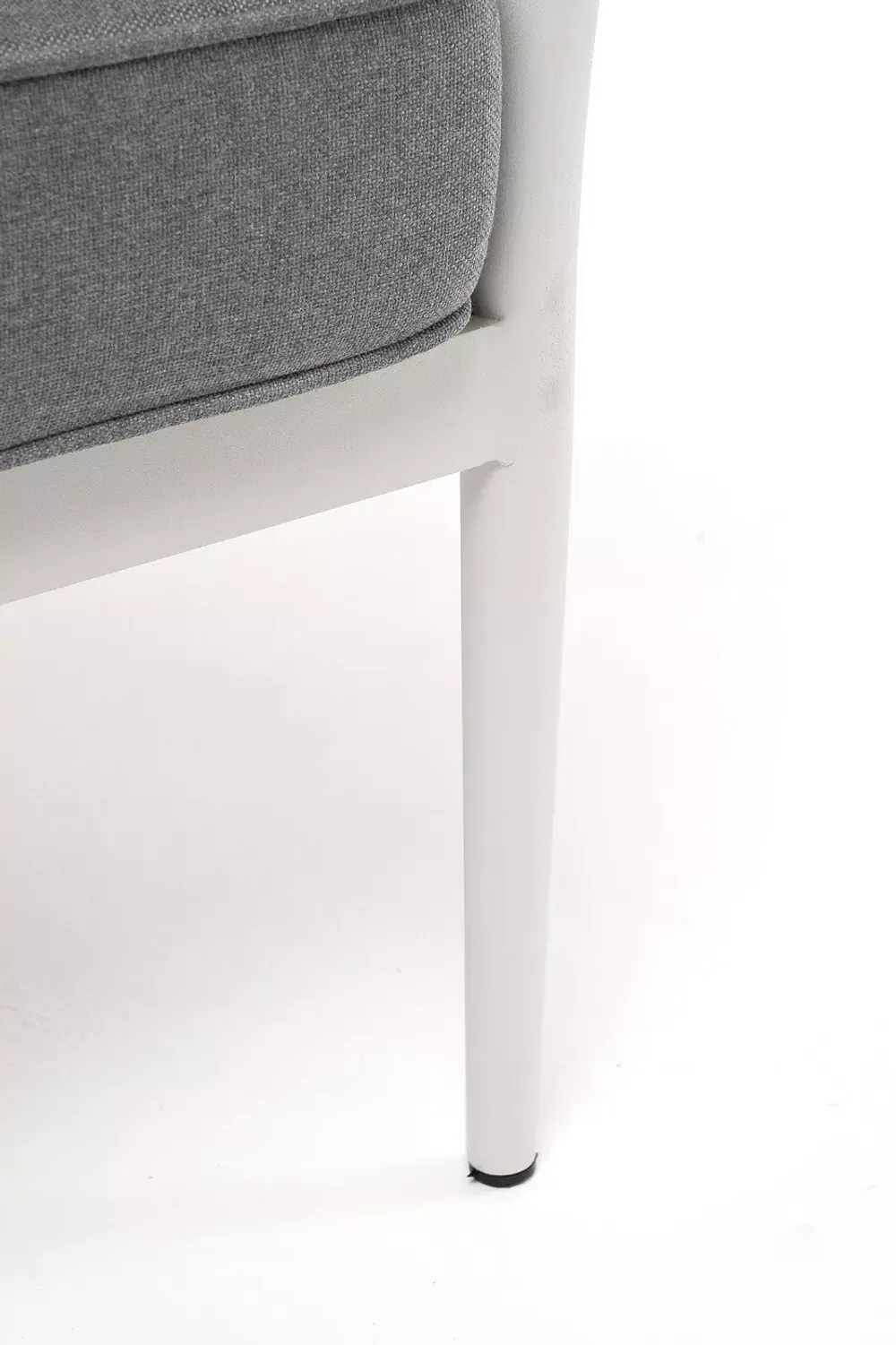 "Касабланка" кресло плетеное из роупа, каркас алюминий светло-серый (RAL7035) муар, роуп серо-коричневый 23мм, ткань серая 017