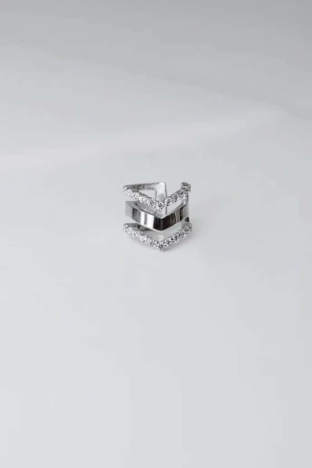 Кафф "Галочка" тройной с фианитами