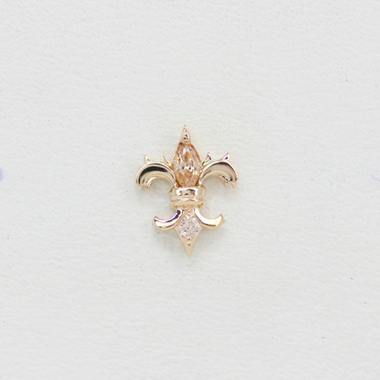 Fleur-de-Auris tops with colored gems