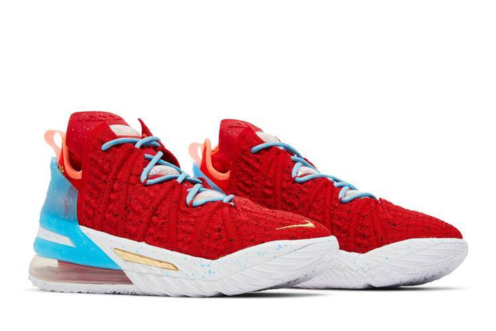 Кроссовки Nike Lebron 18