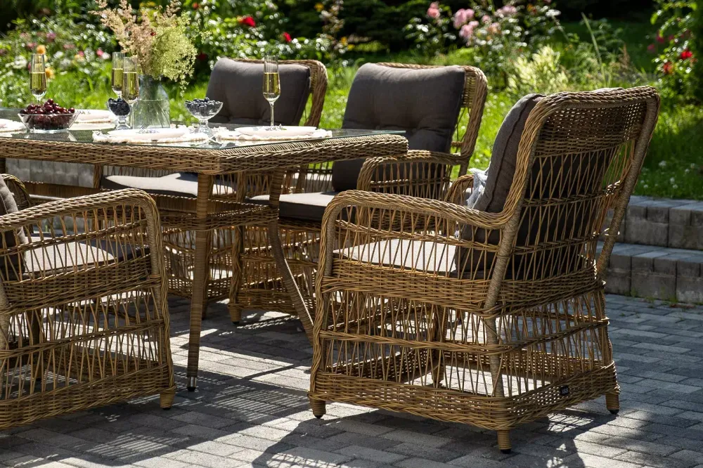 "Цесена" обеденная группа плетеная из искусственного ротанга, цвет соломенный