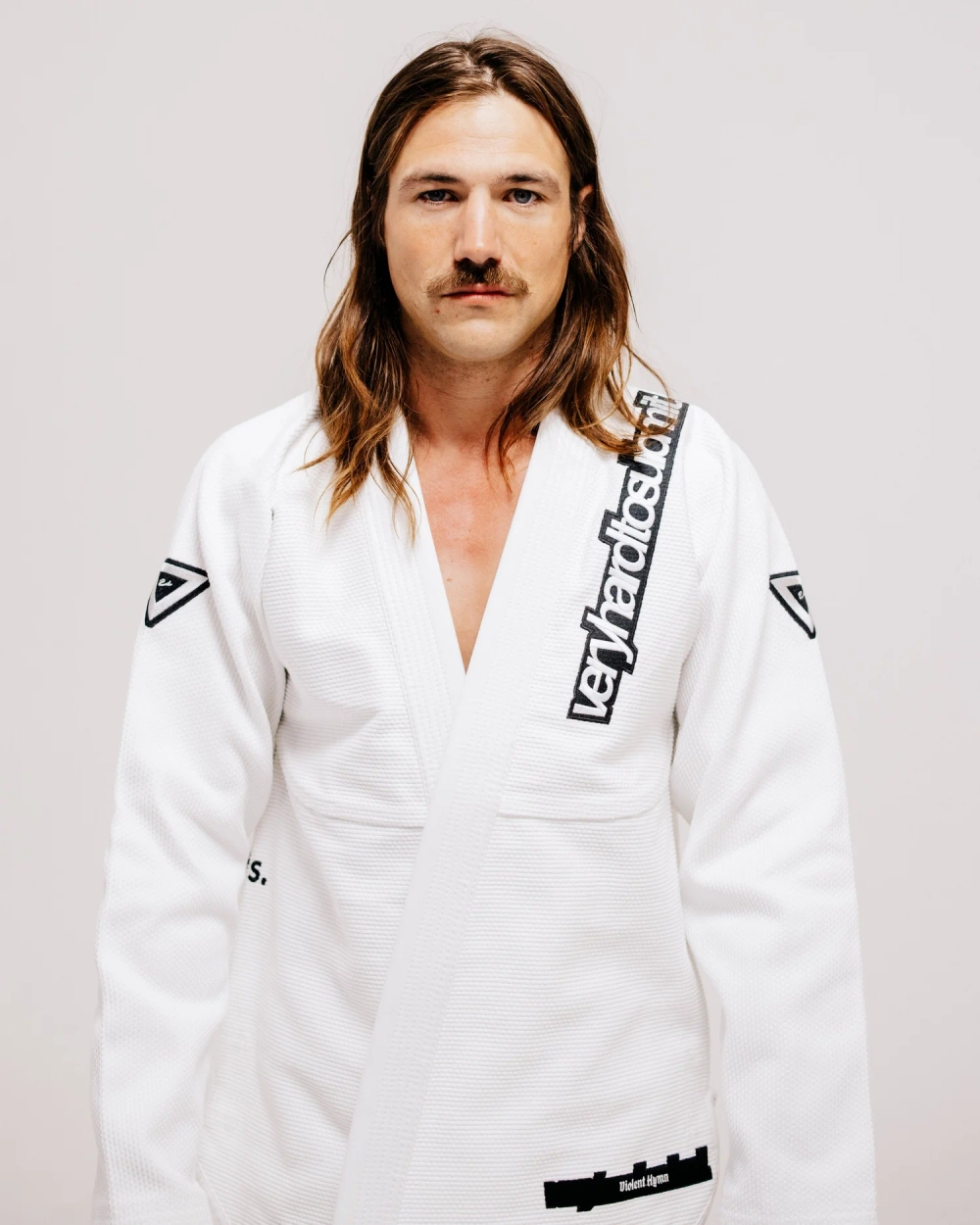 Кимоно VHTS Violent Hymn белое