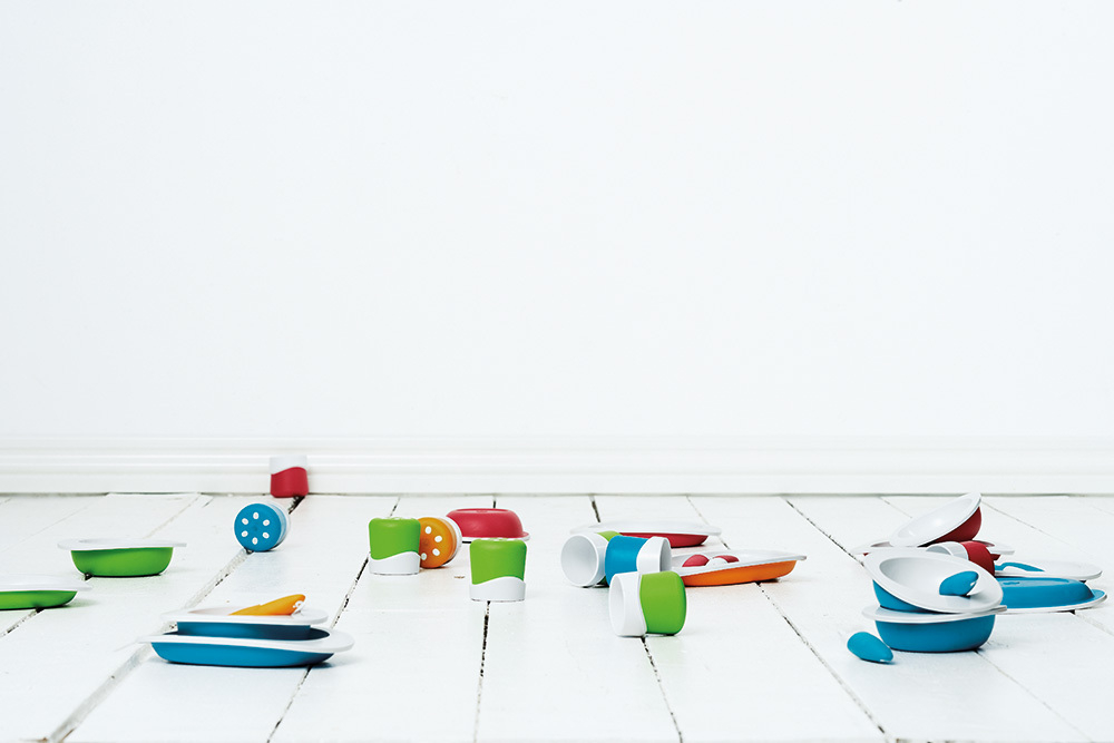 Набор столовых приборов детский зелёный