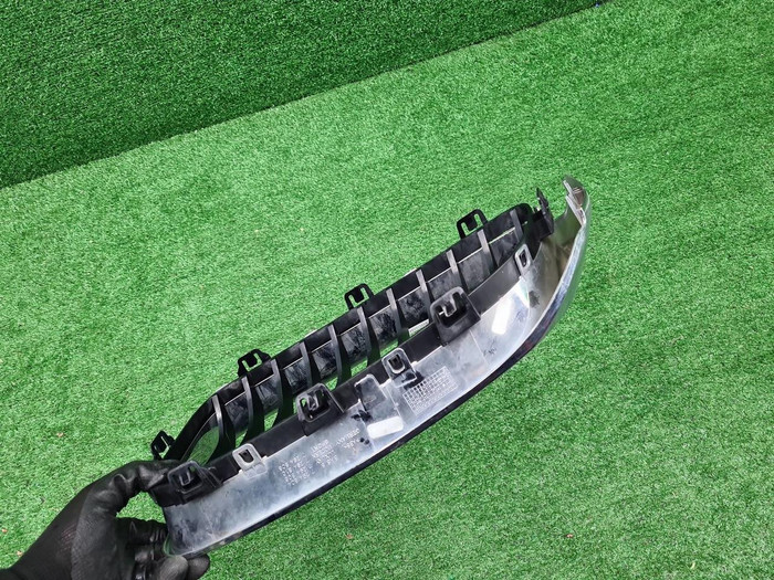 Решетка радиатора правая BMW 3er F34 (2013-2019)