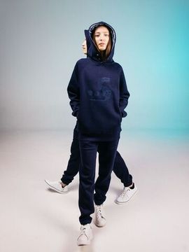 Худи Moore с велюровой отделкой