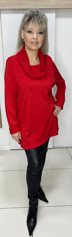 Красный джемпер-свитер