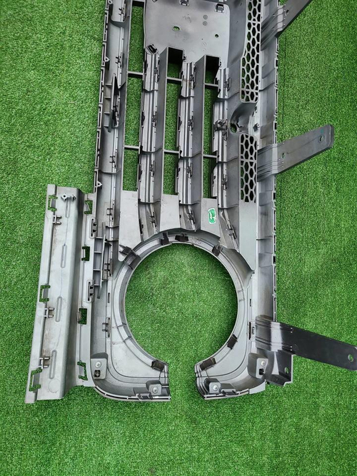 Решетка радиатора Tank 300 (2021-н.в.)