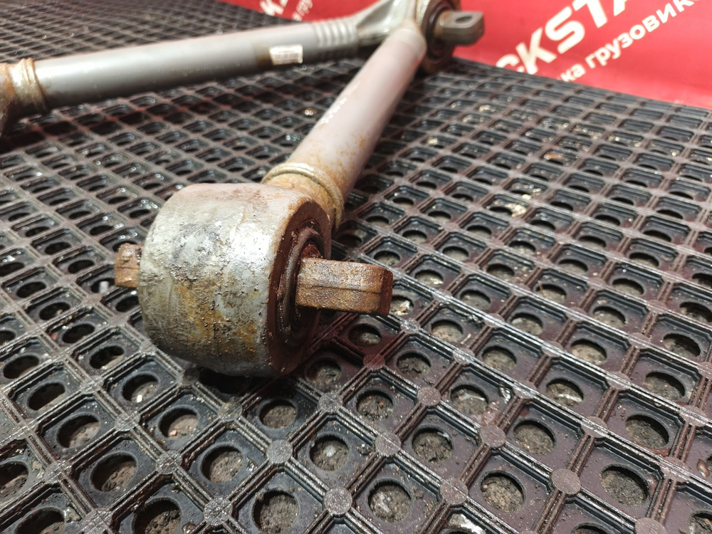 Тяга реактивная V-образная 2022г