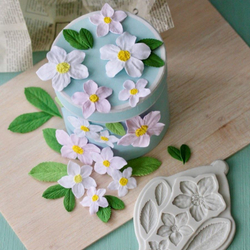Молд силиконовый для флористики "Цветы вишни и листья" / Форма для лепки мелких цветочков и листьев яблони и вишни / молд для глины, мыла и воска