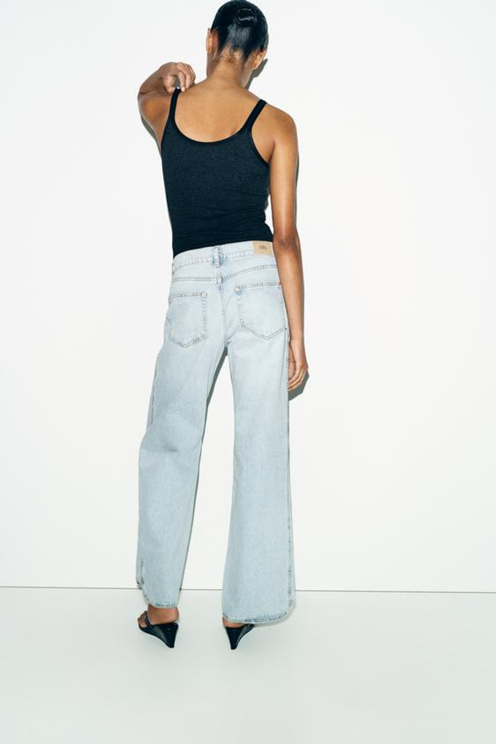 ZARA ДЖИНСЫ Z1975 STRAIGHT С НИЗКОЙ ПОСАДКОЙ И ДЕКОРАТИВНЫМИ ШВАМИ, ГОЛУБОЙ