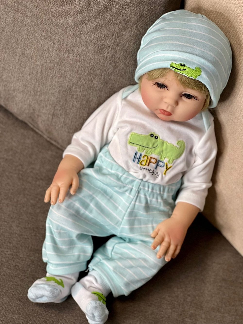 Кукла Реборн виниловая 47см в пакете (FA-043)