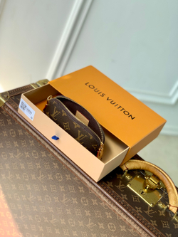 Louis Vuitton Cosmetic Lipstick Pouch