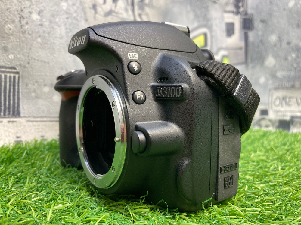 Nikon D3100 + 18-55mm 7.330 кадров Покупка/Продажа