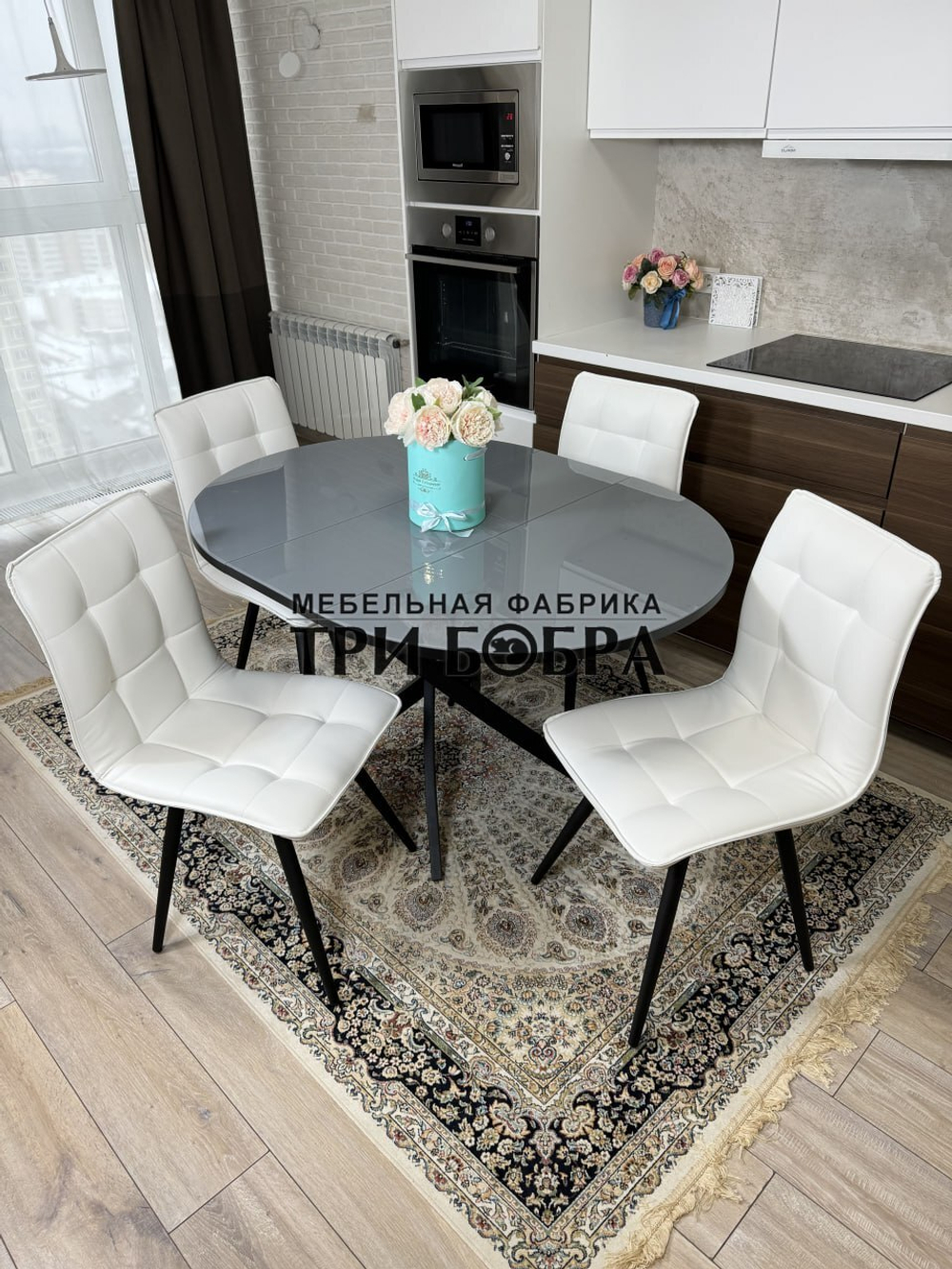 Круглый стеклянный раздвижной стол и стулья "ГУЧИ" белый