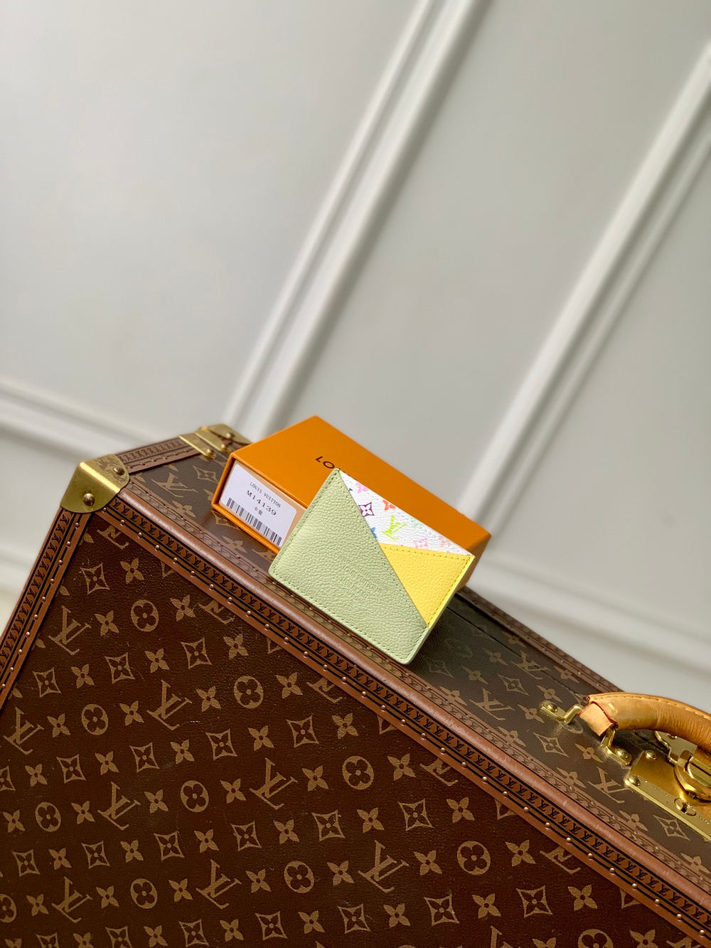 Louis Vuitton Criss Cross Card Holder