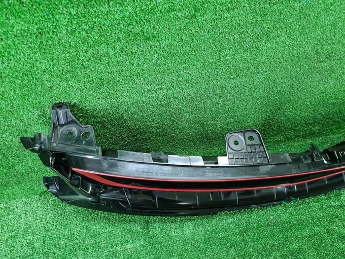 Решетка радиатора Geely Coolray (2019-2023)