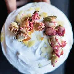 Кулич творожный бездрожжевой с вяленой клюквой / 600 гр