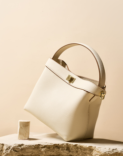 Сумка XOXO LEGENDS ИСИДА | Молочный