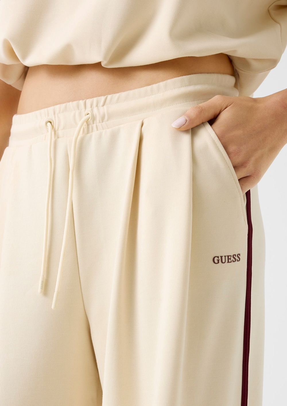 Брюки спортивные GUESS