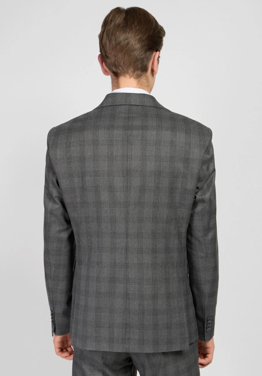 Мужской костюм тройка в клетку (серый) А45