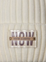 Шапка для девочки на осень