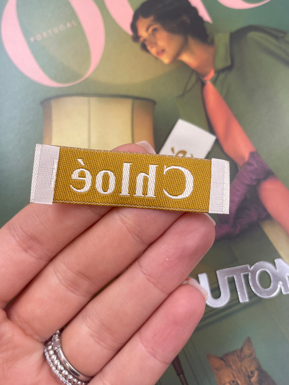 Бирка Клоэ (Хло) бежевая маленькая 59х17 мм