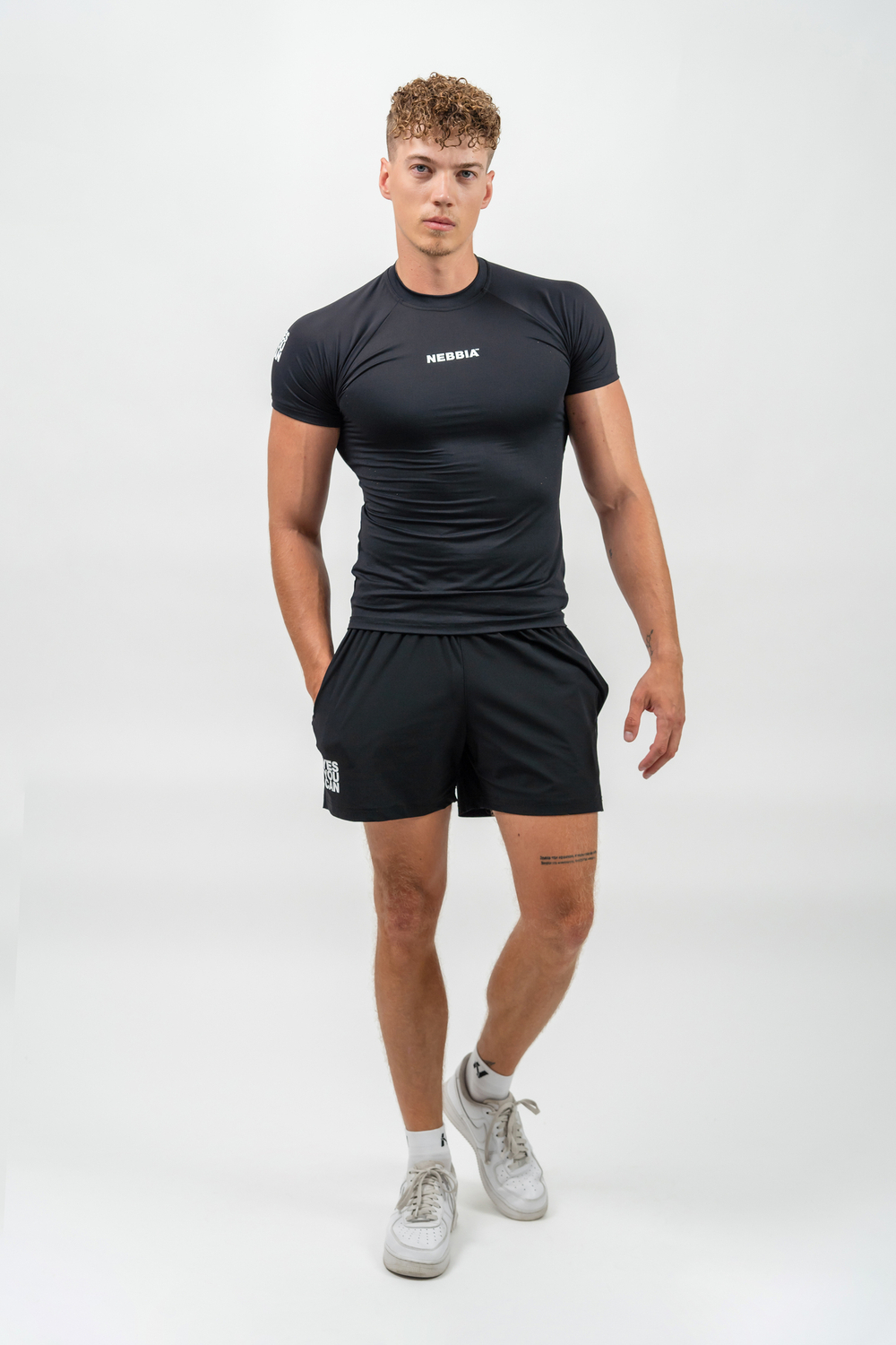 Шорты ACTIVEWEAR QUICK-DRYING SHORTS RESISTANCE 337
Черные