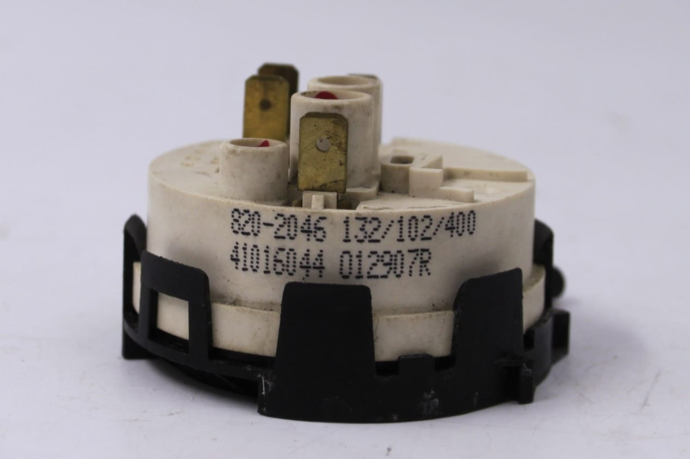 Датчик уровня воды (прессостат) 41016044 стиральной машины Candy