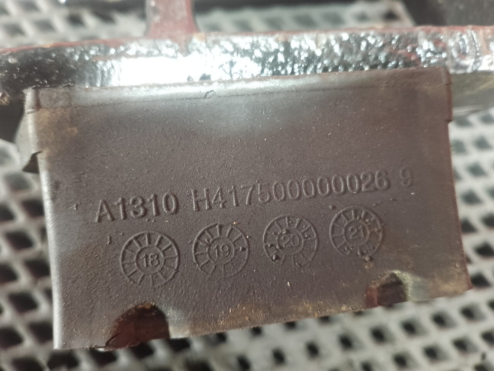 Подушка КПП правая 2023г.