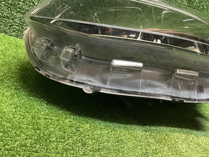 Фара левая Changan CS95 (2023-н.в.) LED