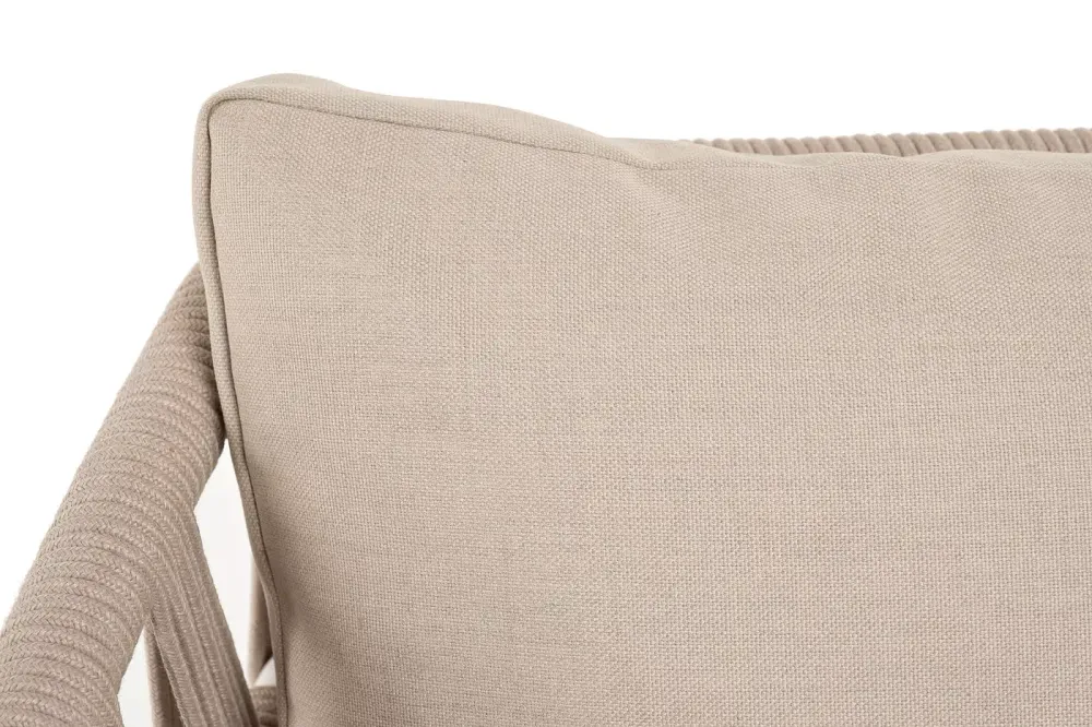 "Диего" диван 2-местный плетеный из роупа, основание дуб, каркас алюминий светло-серый (RAL7035) шагрень, роуп бежевый круглый, ткань бежевая 15052