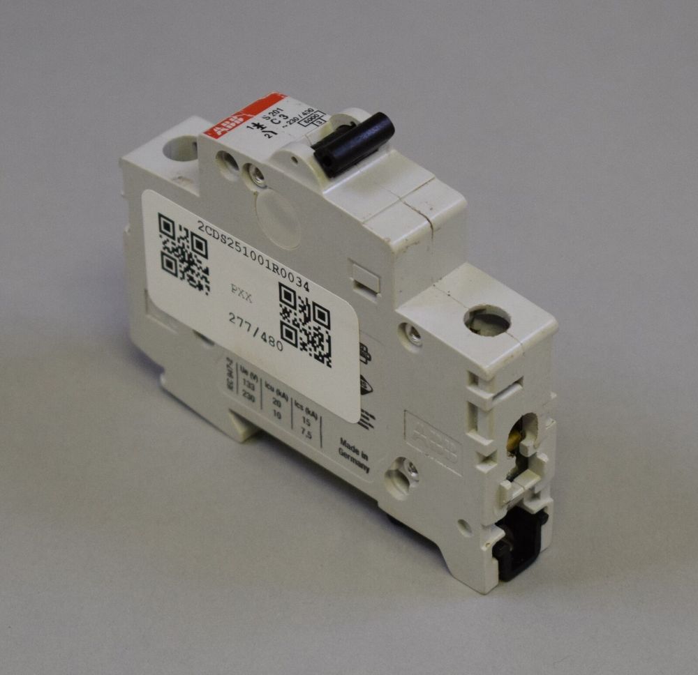 ABB 2CDS251001R0034