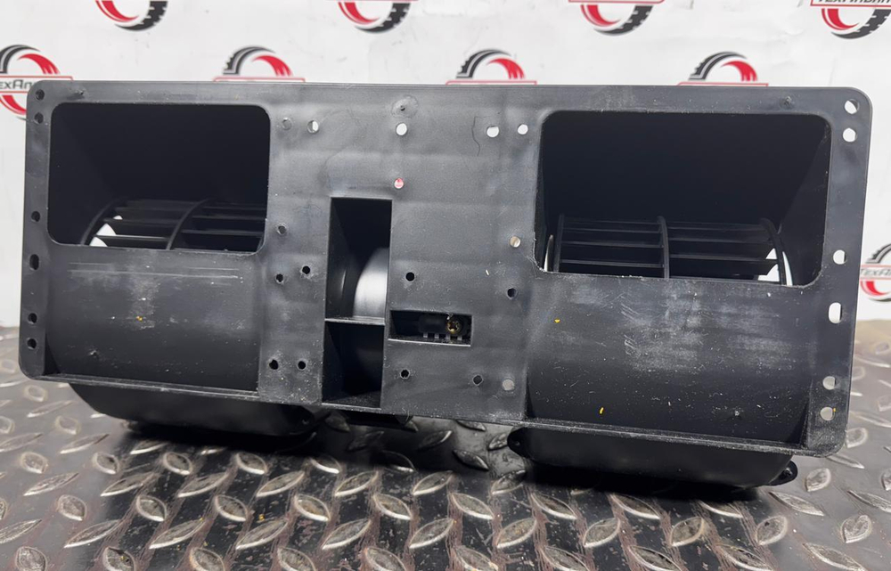 Мотор отопителя 6193046M91