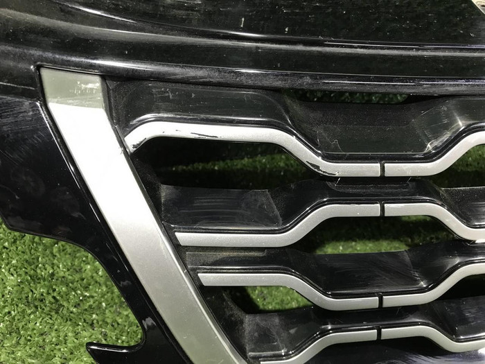 Решетка радиатора Range Rover Evoque 2 (2018-2024)