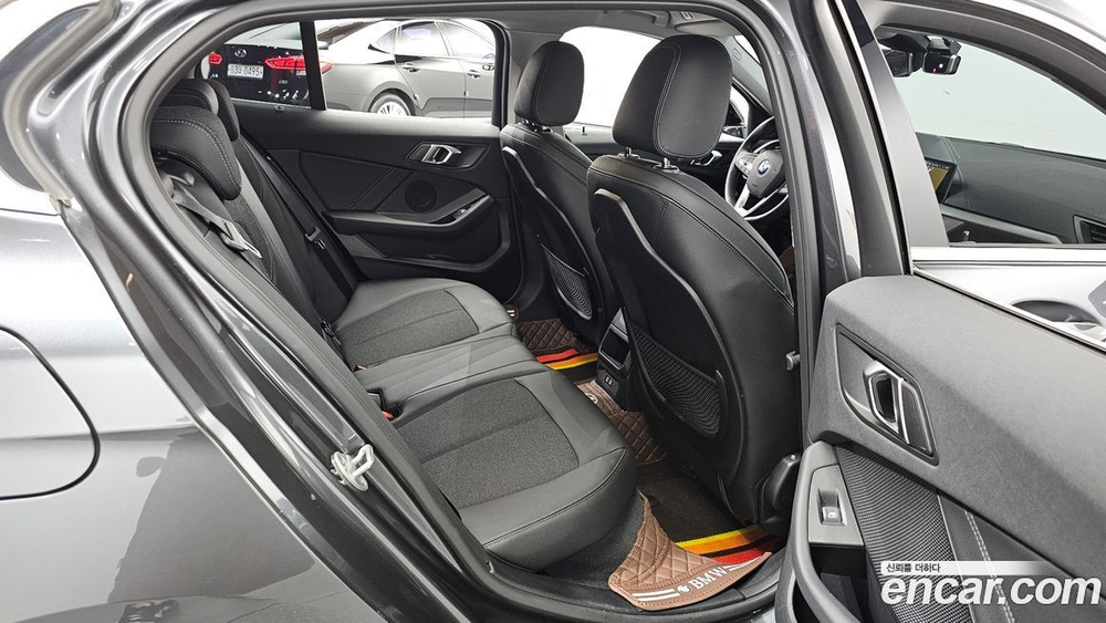 BMW 1 Series (F40) 118d Joy (04.2021)