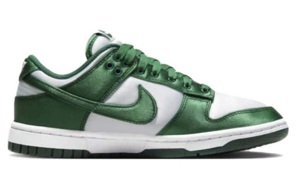 Кроссовки Nike Dunk Low "Team Green And White" (Женская размерная сетка)